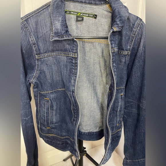 Dkny jeans jacket ❤️ - Picture 8 of 11